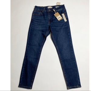 Joan Vass High Rise Skinny Jeans - SIZE 8 / NWT